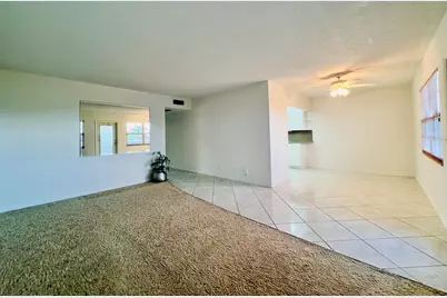 461 Wellington J, West Palm Beach, FL 33417 - Photo 5