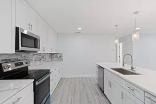 5036 Alfred Dr, West Palm Beach, FL 33417 - Photo 9