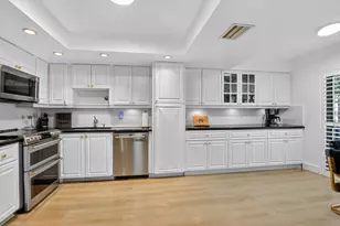372 Deer Creek Wildwood Ln E, Deerfield Beach, FL 33442 - Photo 5