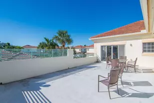 520 7th Sq, Vero Beach, FL 32962 - Photo 1