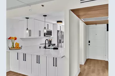 21 Royal Palm Way #303, Boca Raton, FL 33432 - Photo 3