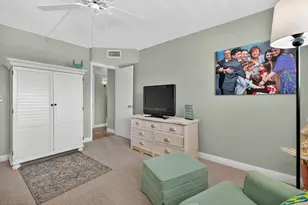 36 Yacht Club Dr, North Palm Beach, FL 33408 - Photo 19