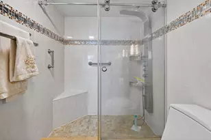 36 Yacht Club Dr, North Palm Beach, FL 33408 - Photo 17