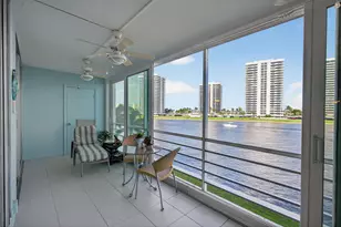 36 Yacht Club Dr, North Palm Beach, FL 33408 - Photo 23