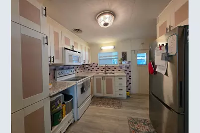 6241 Elm Lane, Lantana, FL 33462 - Photo 9