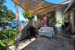 6241 Elm Ln, Lantana, FL 33462 - Photo 7