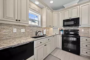 10701 S Ocean Dr, Jensen Beach, FL 34957 - Photo 21