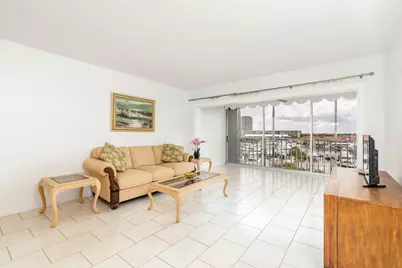 907 Marina Drive #402, North Palm Beach, FL 33408 - Photo 5
