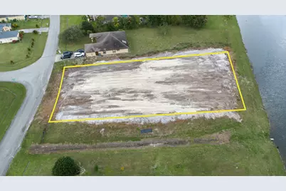 121 SW Hawthorne Circle, Port Saint Lucie, FL 34953 - Photo 3