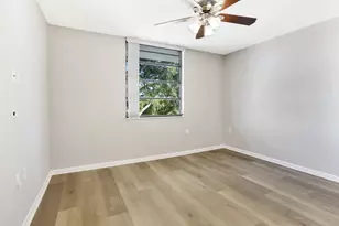 3636 Whitehall Dr, West Palm Beach, FL 33401 - Photo 17