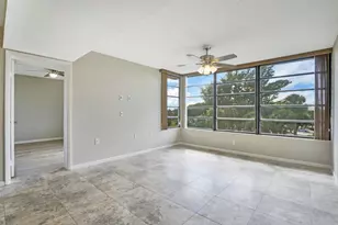 3636 Whitehall Dr, West Palm Beach, FL 33401 - Photo 11