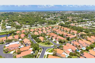 2596 La Cristal Circle, Palm Beach Gardens, FL 33410 - Photo 39