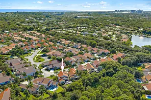 2596 La Cristal Cir, Palm Beach Gardens, FL 33410 - Photo 27