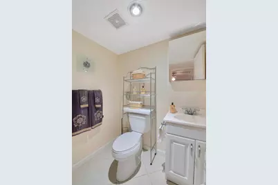 308 Brittany G, Delray Beach, FL 33446 - Photo 11