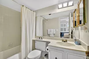 931 Gardenia Dr, Delray Beach, FL 33483 - Photo 33