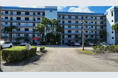 7770 Tahiti Lane #306, Lake Worth, FL 33467 - Photo 3