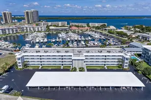 907 Marina Dr, North Palm Beach, FL 33408 - Photo 3