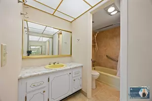 300 Diplomat Pkwy, Hallandale Beach, FL 33009 - Photo 23