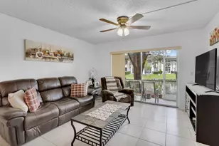 2423 NW 89th Dr, Coral Springs, FL 33065 - Photo 15