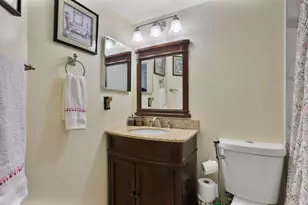 2423 NW 89th Dr, Coral Springs, FL 33065 - Photo 9