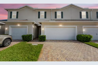 956 NE Trailside Run, Port Saint Lucie, FL 34983 - Photo 1