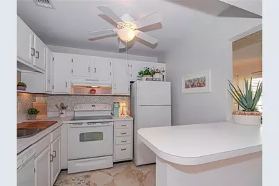 75 Royal Oak Court #204, Vero Beach, FL 32962 - Photo 3