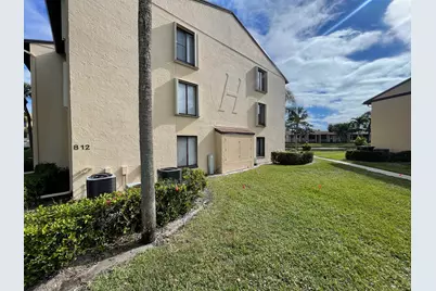 812 Sky Pine Way #D1, Greenacres, FL 33415 - Photo 17