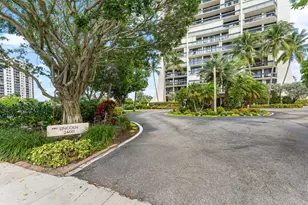 2400 Presidential Way, West Palm Beach, FL 33401 - Photo 23
