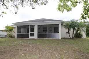 5300 Seagrape Dr, Fort Pierce, FL 34982 - Photo 17