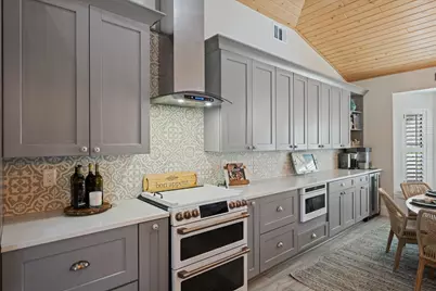 18092 SE Laurel Leaf Lane, Jupiter, FL 33469 - Photo 17