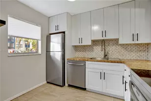 3160 Holiday Springs Blvd, Margate, FL 33063 - Photo 19