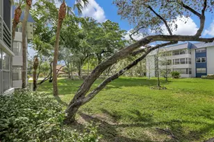 3160 Holiday Springs Blvd, Margate, FL 33063 - Photo 15