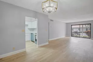 9840 Pineapple Tree Dr, Boynton Beach, FL 33436 - Photo 7