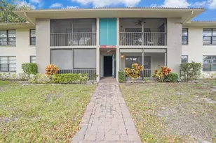9840 Pineapple Tree Dr, Boynton Beach, FL 33436 - Photo 1