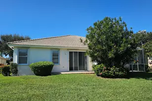 9628 Crescent View Dr N, Boynton Beach, FL 33437 - Photo 5