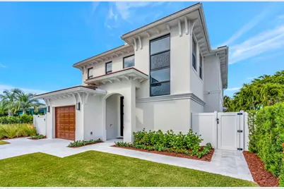 245 Alhambra Place, West Palm Beach, FL 33405 - Photo 1