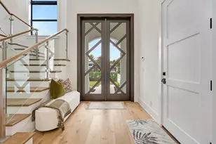 245 Alhambra Pl, West Palm Beach, FL 33405 - Photo 7