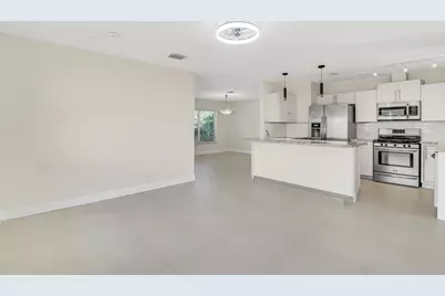 376 SW 2nd Street, Boca Raton, FL 33432 - Photo 11