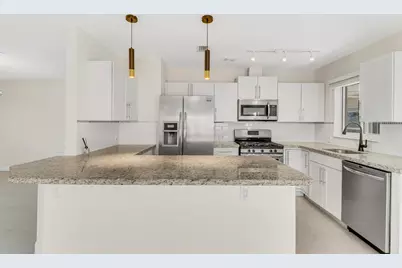 376 SW 2nd Street, Boca Raton, FL 33432 - Photo 13