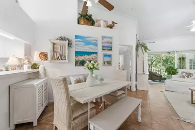 1812 SE Hideaway Circle #1812, Port Saint Lucie, FL 34952 - Photo 11