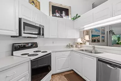 1812 SE Hideaway Circle #1812, Port Saint Lucie, FL 34952 - Photo 15