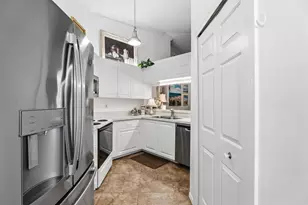 1812 SE Hideaway Cir, Port Saint Lucie, FL 34952 - Photo 15