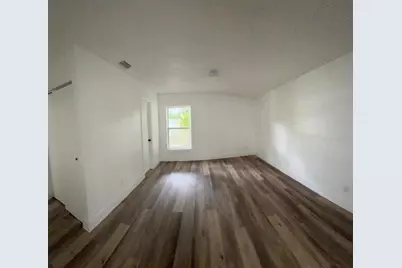 402 NE Armory Circle, Port Saint Lucie, FL 34983 - Photo 9