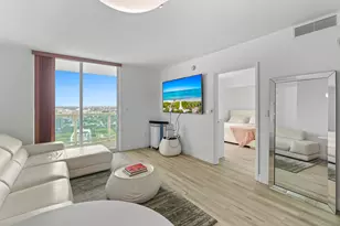 1800 N Bayshore Dr, Miami, FL 33132 - Photo 15