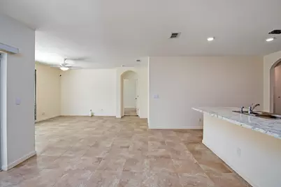 428 SE Fairchild Avenue, Port Saint Lucie, FL 34984 - Photo 9