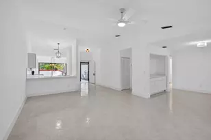 29 Fawlkland Cir, Boynton Beach, FL 33426 - Photo 13