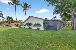 29 Fawlkland Cir, Boynton Beach, FL 33426 - Photo 23