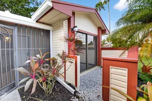 29 Fawlkland Cir, Boynton Beach, FL 33426 - Photo 5