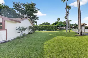 29 Fawlkland Cir, Boynton Beach, FL 33426 - Photo 21