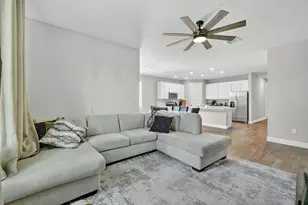 6544 NW Cloverdale Ave, Port Saint Lucie, FL 34987 - Photo 11